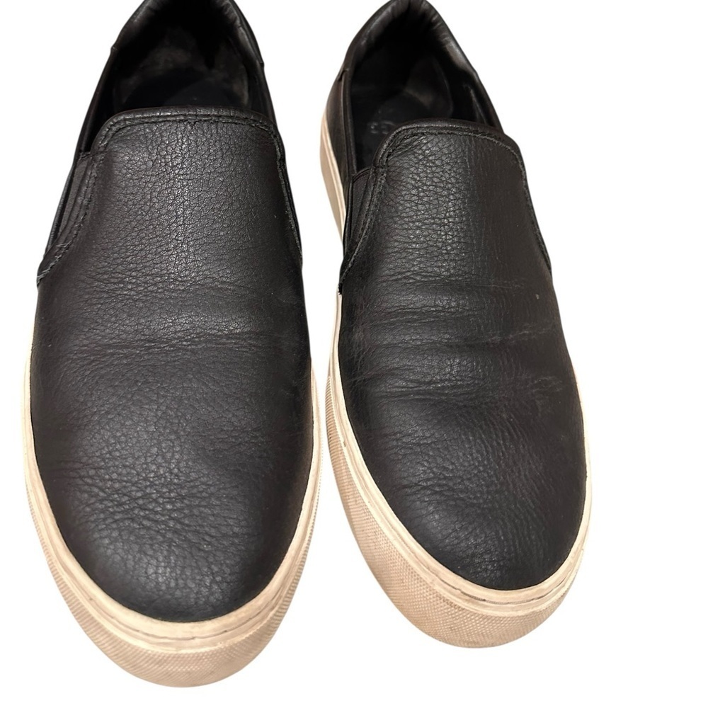 UGG Jass Black Leather Slip-on Sneakers Shoes Women’s Size 11 - Picture 2 of 6